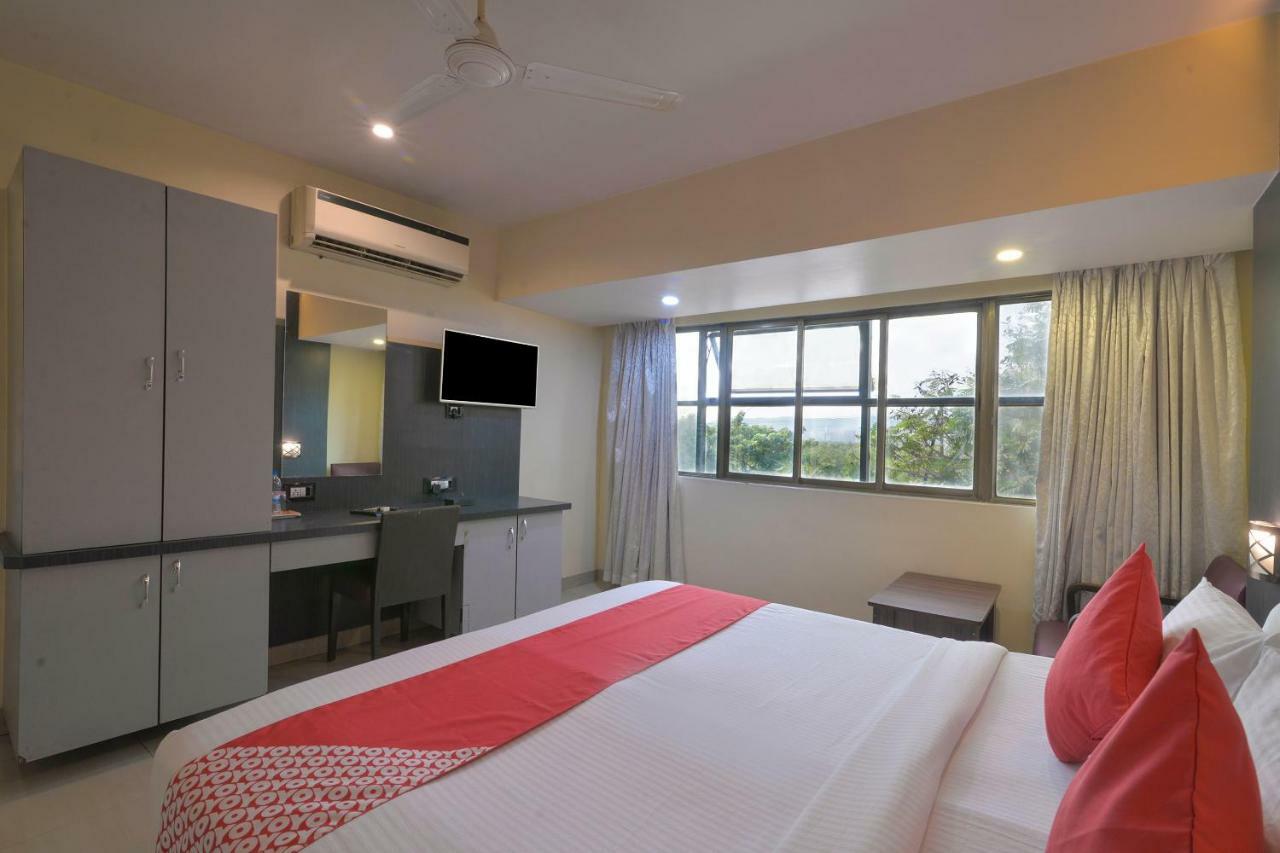 Oyo 3287 Hotel Mansarovar Navi Mumbai Exterior photo